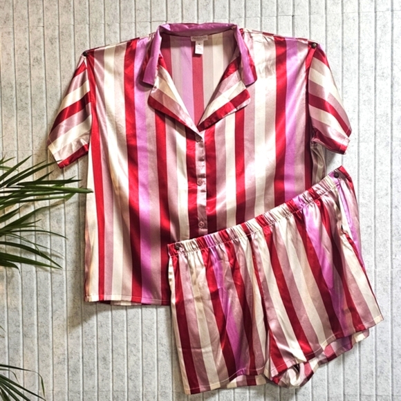 Ambrielle XL Faux Silk Satin Pajama Set Striped Top & Shorts - Picture 1 of 3